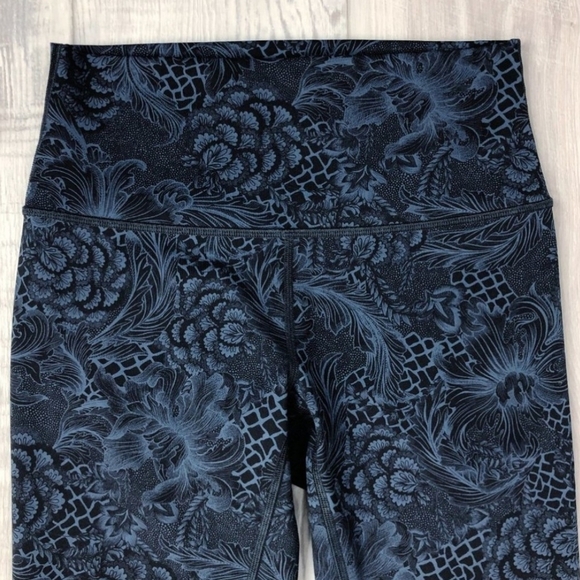 Lululemon Wunder Under Hi-Rise Tight 28" In Nouveau Mach Blue Black Size 6 - Picture 3 of 15